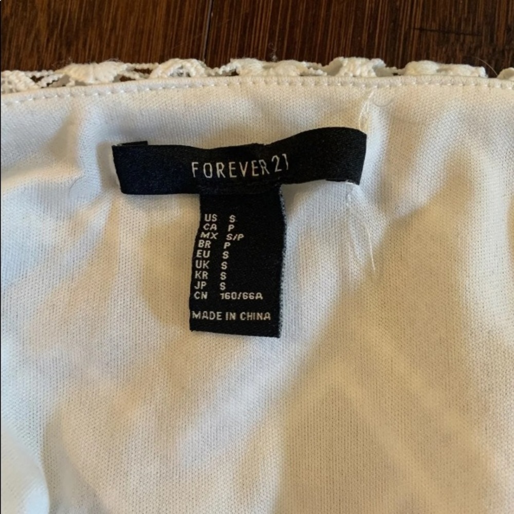 Mini skirt - Picture 3 of 3